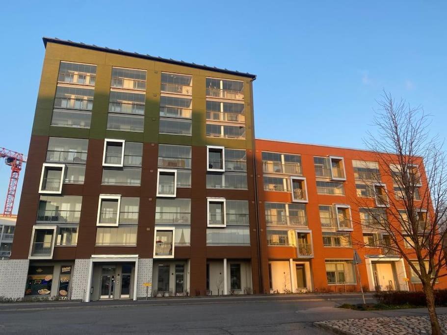 Modern Two Bedroom Apartment Near Helsinki Airport Vantaa Exterior photo